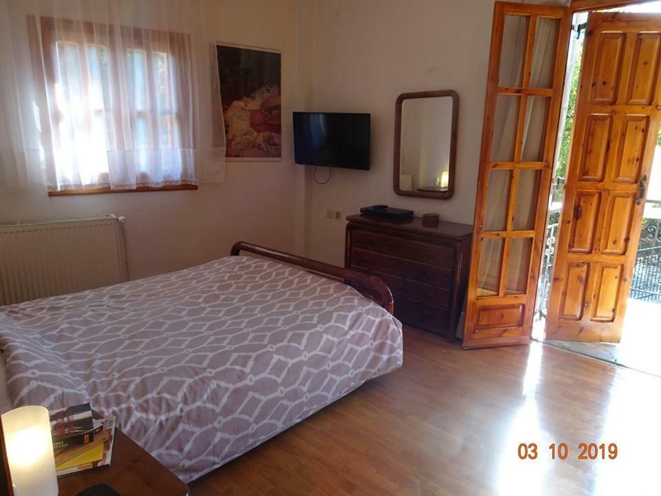 Отель Vitina'S Little House Экстерьер фото